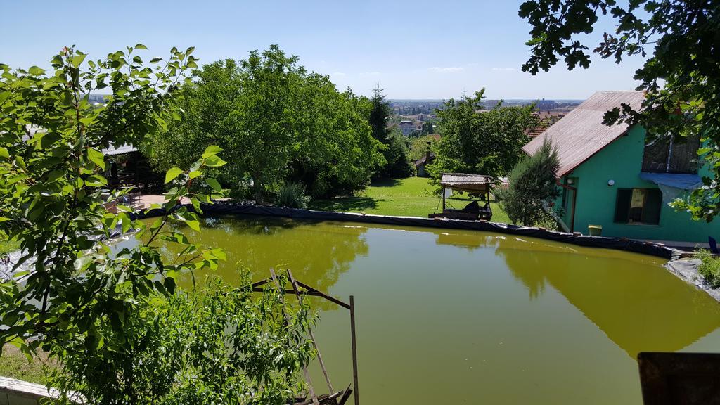Camping Robinson Country Club Oradea Exterior foto
